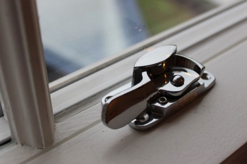 Salisbury Sash Window Repairs covers all aspects of sash windows. Repairs, renovation or even replacements. Servicing Sailisbury, Bemerton, Lower Bemerton, Bemerton Heath, Hampton Park, Churchfields, East Harnham, Laverstock, Ford and 